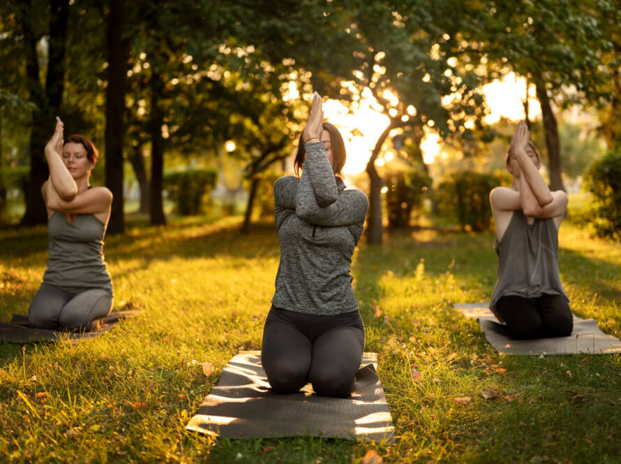 yoga ao ar livre